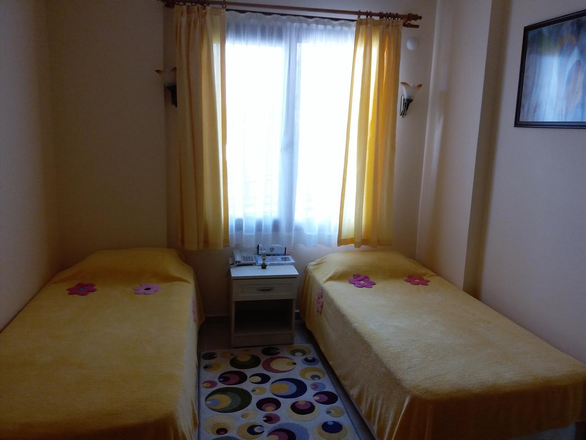 Sualti Hotel Айвалык Экстерьер фото